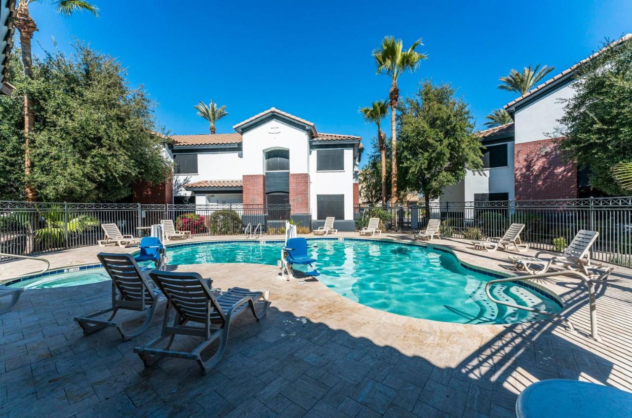 Perfect Location 1 Bedroom * Chandler