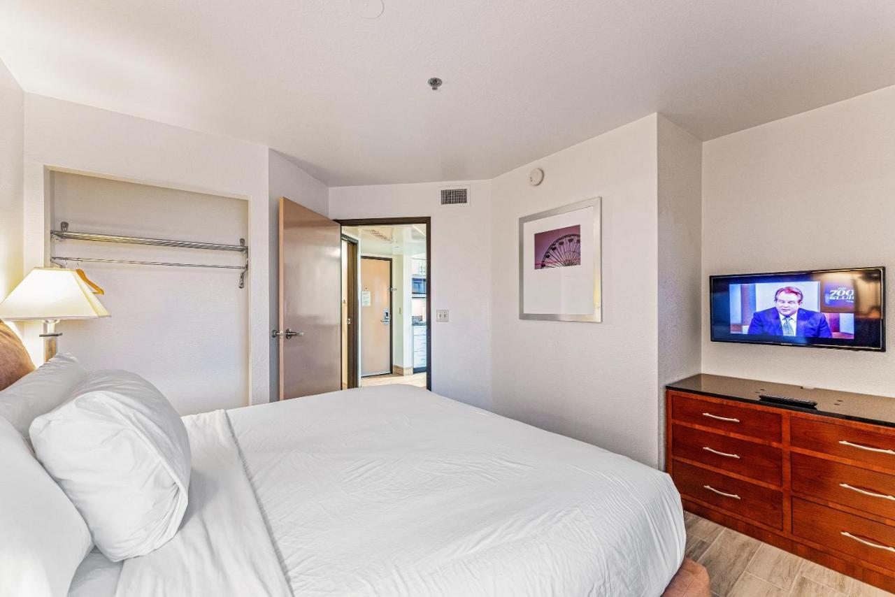 Perfect Location 1 Bedroom Chandler